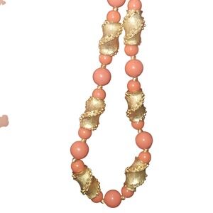 Vintage Trifari Coral Bead Gold Tone Textured Spacer Necklace Adjustable 16.5"